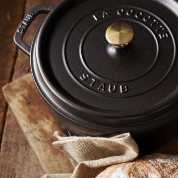 Staub Cocotte 24 cm - 8 colors