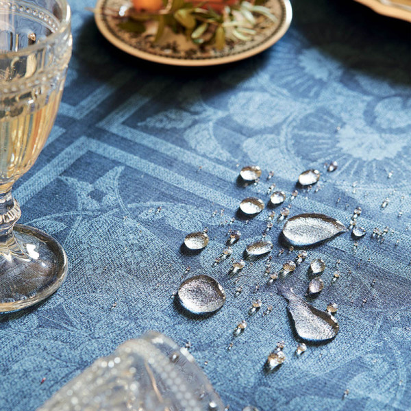 Garnier Thiebaut table runner Harmonie Blue
