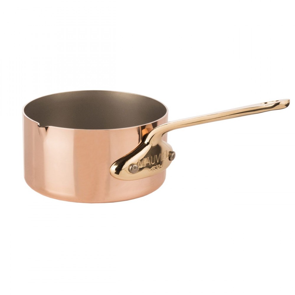 saucepan with spout